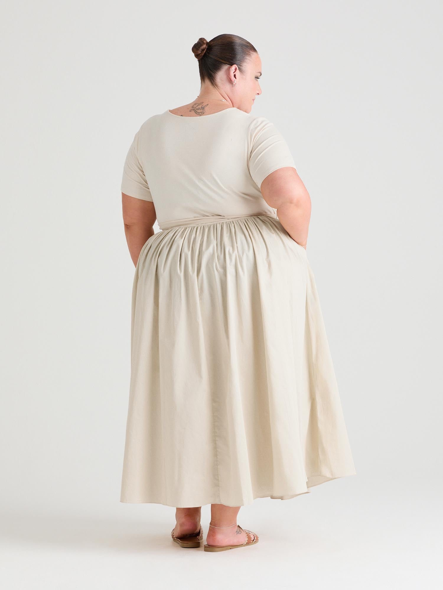 Danielle, 5ft 8in / 173cm - Size G