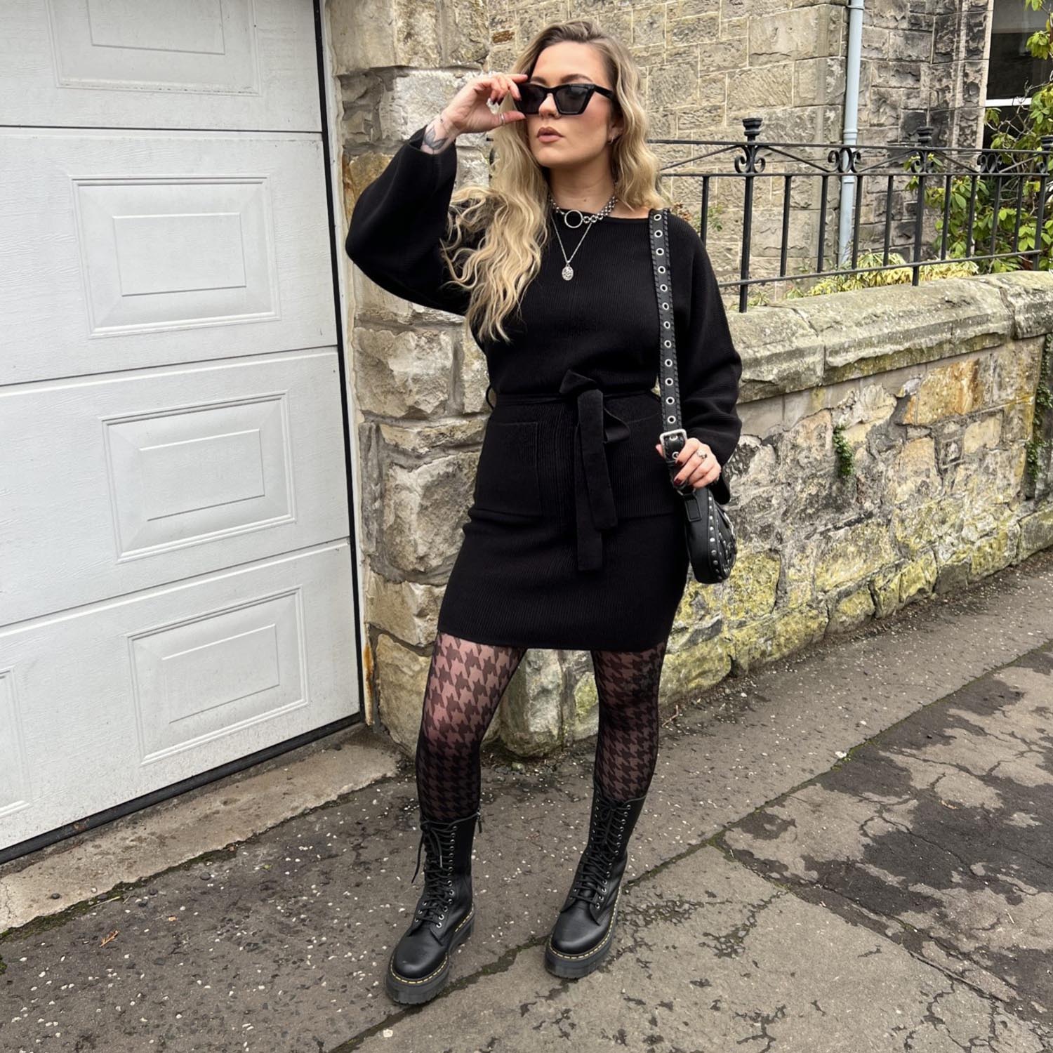 Mini vestido de capullo de punto - negro