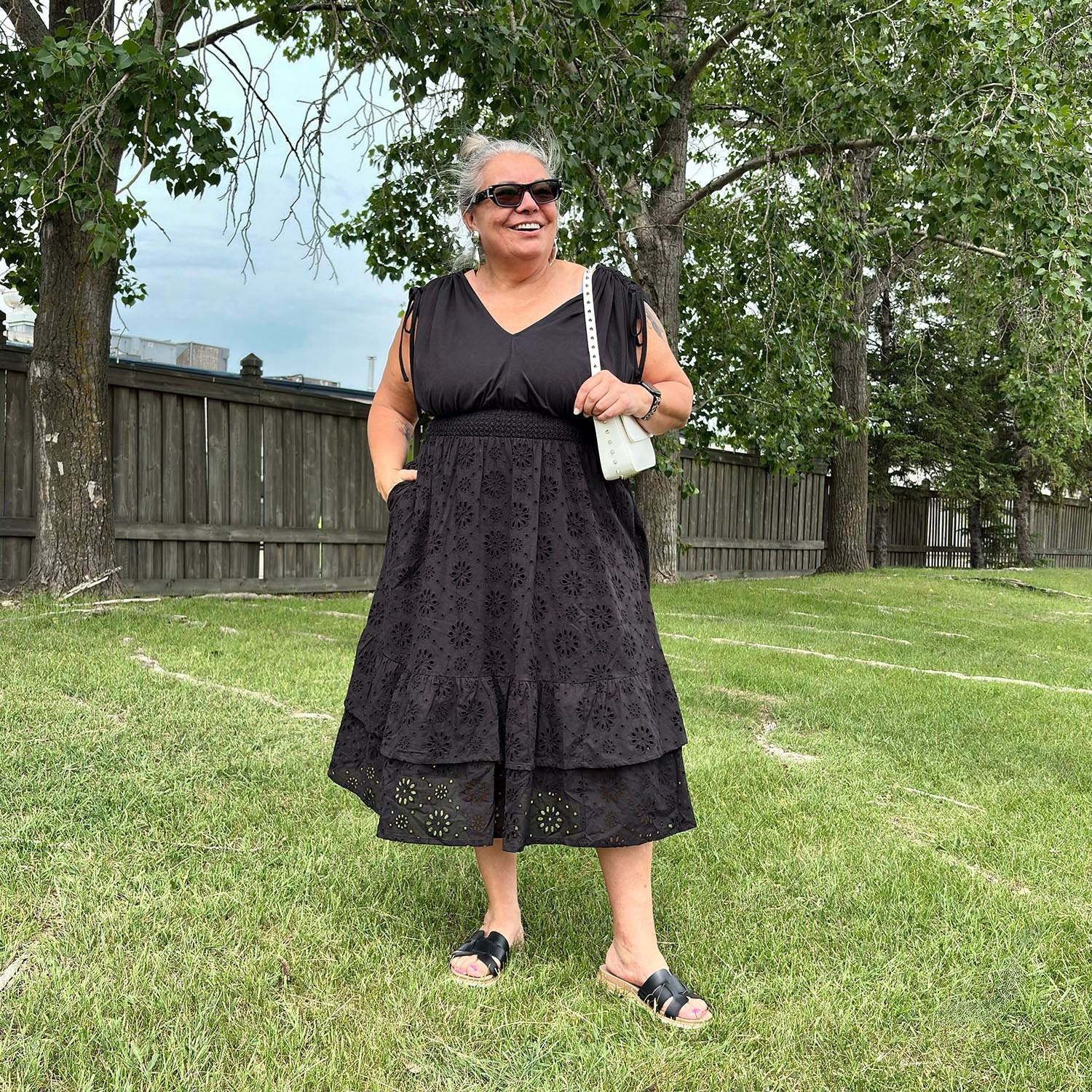 Manny, 5ft 5in / 166cm - Size F