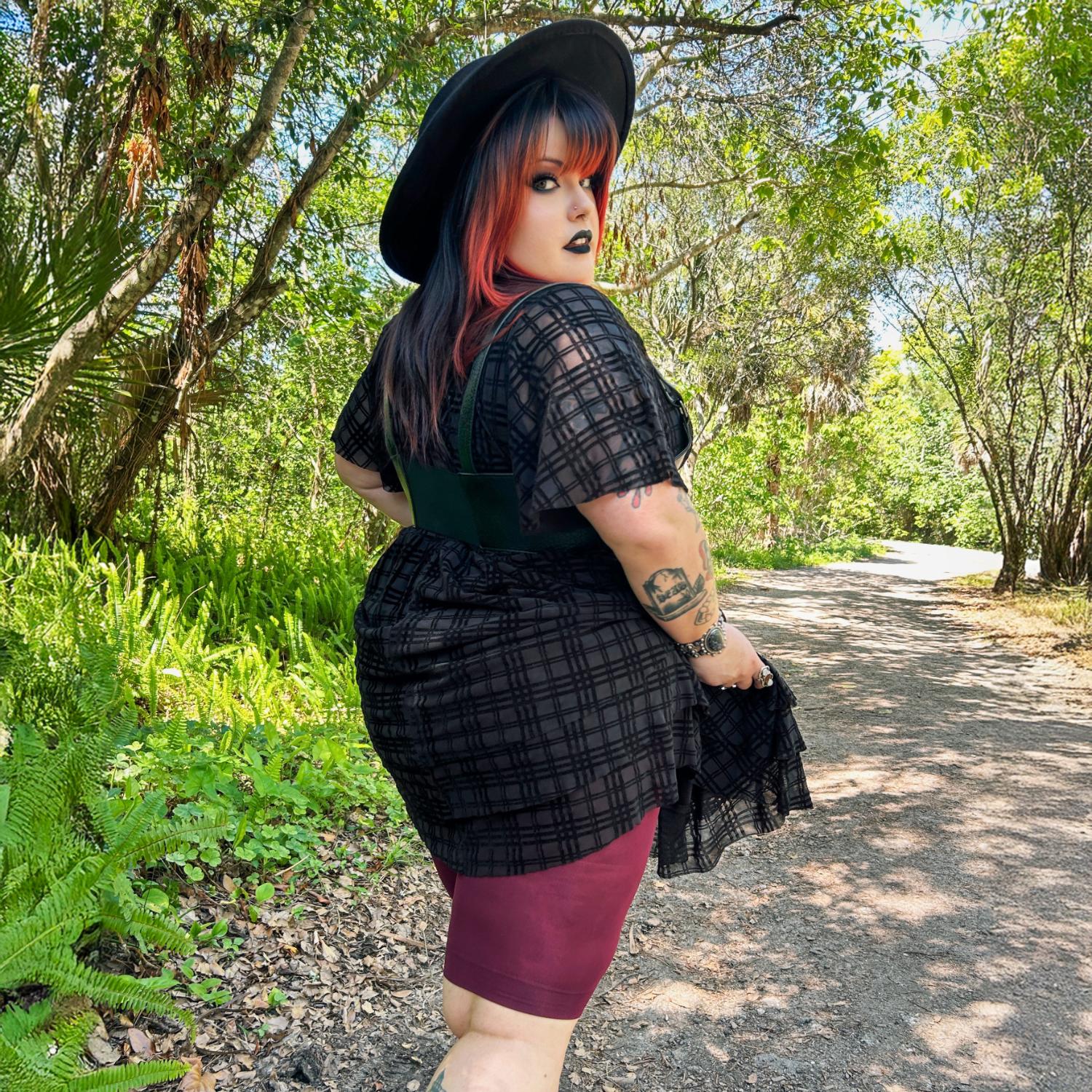 Stay Cool Chub Rub Shorts - Cherry