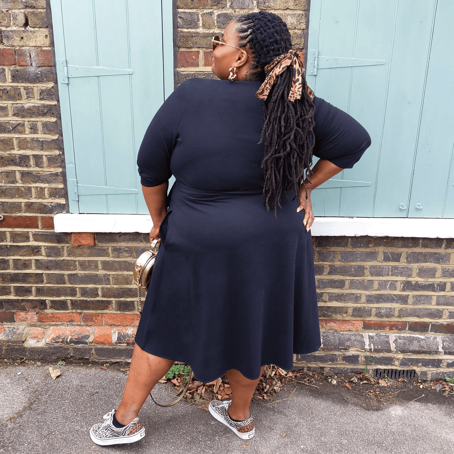 Vestido cruzado - Negro