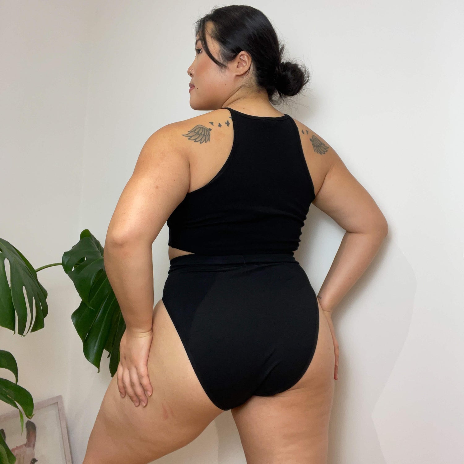 Braguitas de algodón orgánico de pierna alta - Negro