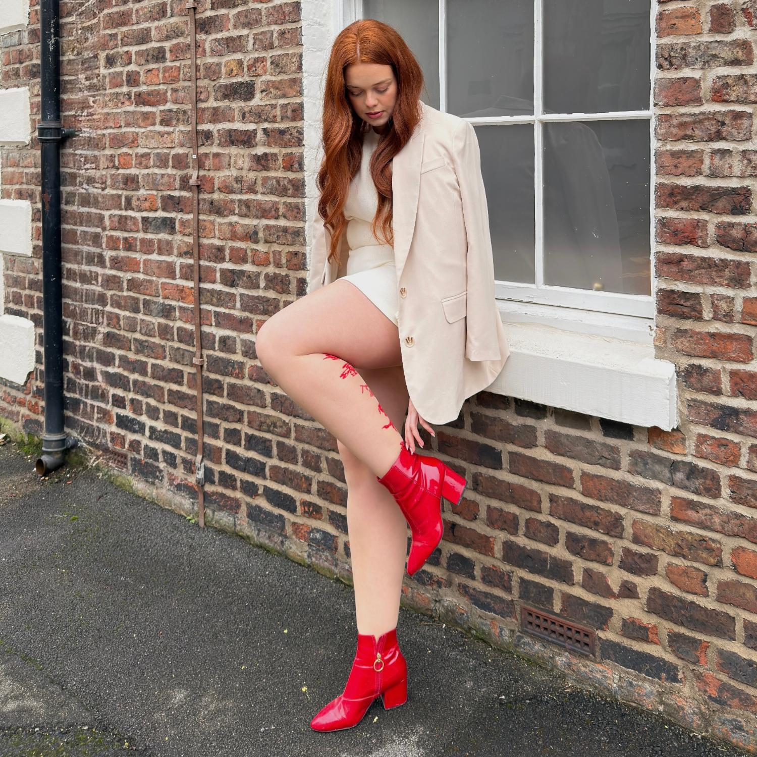 Paper Cut Tights - Builders Tea