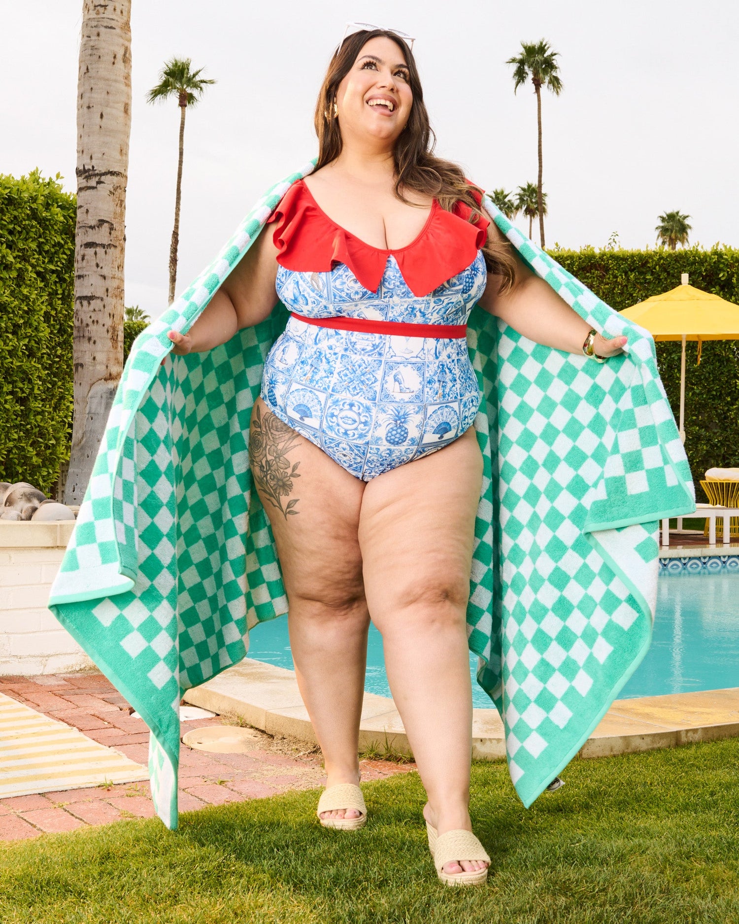 Itzel - Size F
